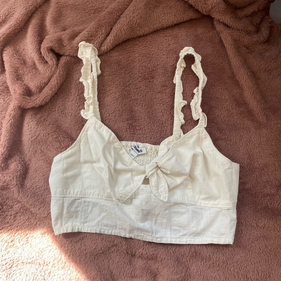 Express Top - Picture 2 of 4